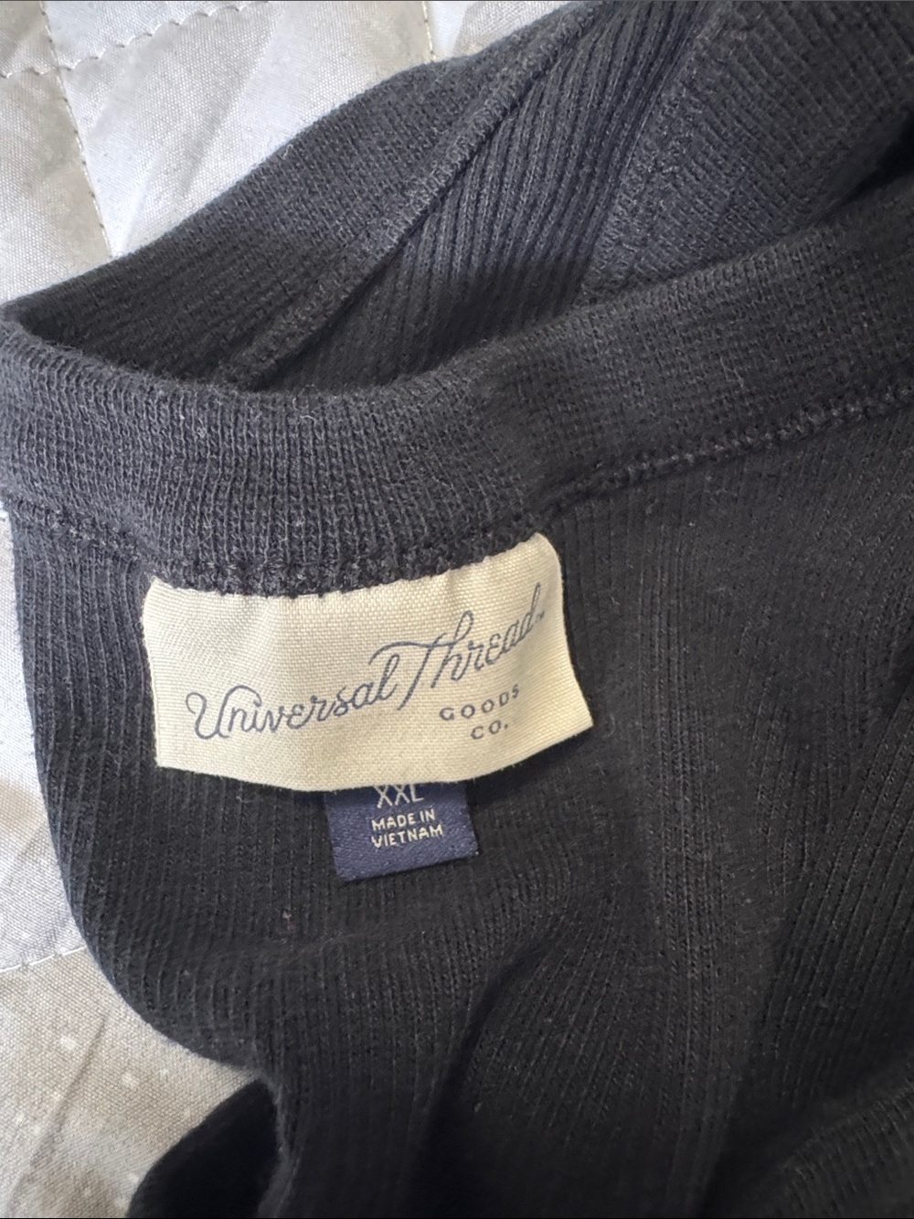 Universal Thread Black Ribbed Tank Top - Picture 2 of 2